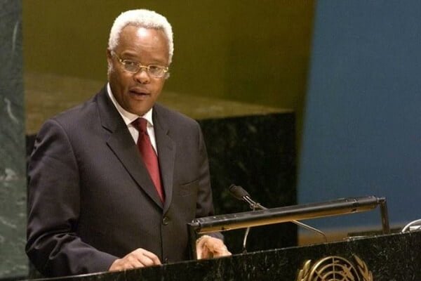 President Ruto mourns former Tanzania PM Edward Lowassa